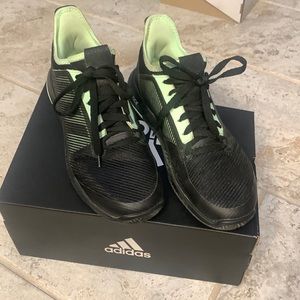 Adidas Womens Tennis shoes, all court size 8